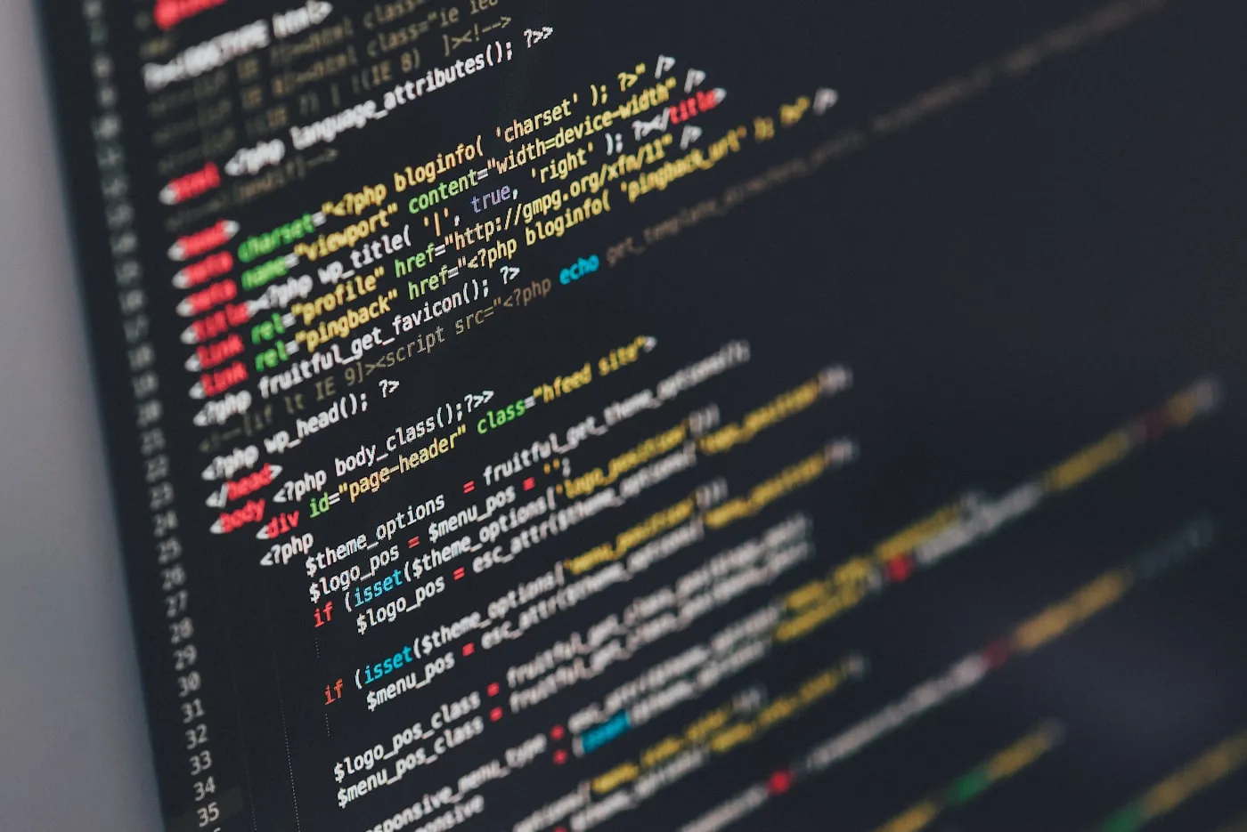 معسكر تطوير الويب المتكامل